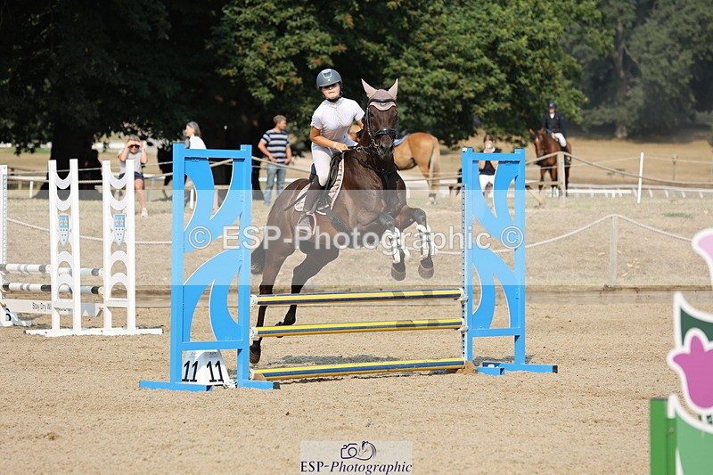 250816A-095440-00560 - Cls 2 Club 80cm