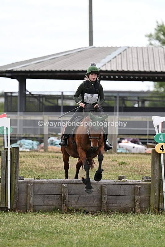 WJ7_5227 - 60cm XC Time 10:17 to 10:49