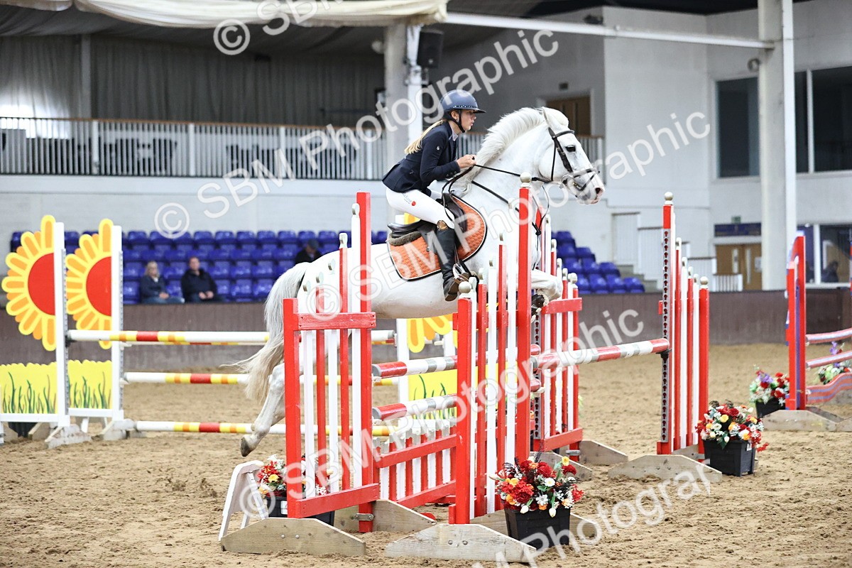 SBM_001188 - Class 5 - Blue Chip Pony Newcomers 1.00m Open