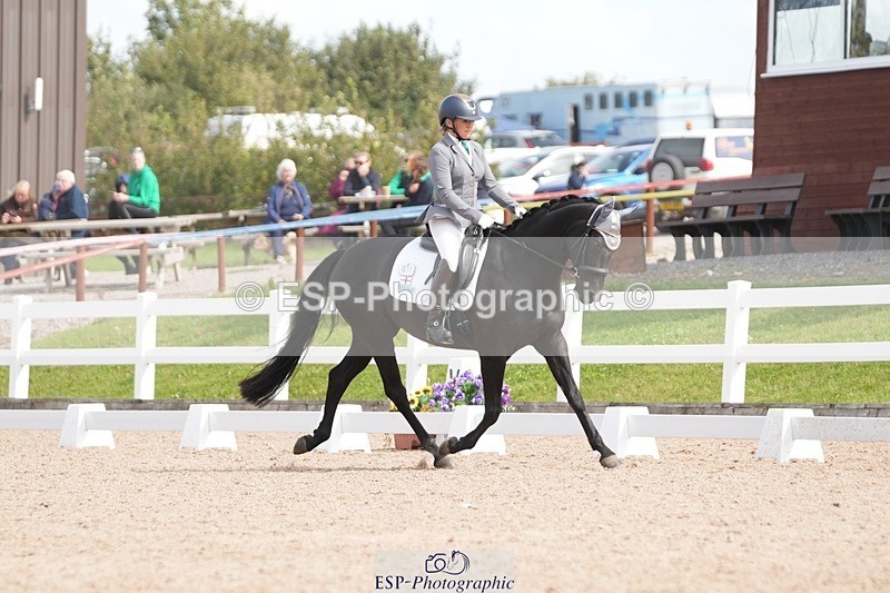 250906-120409-01693 - 011-Lee-Anne.PineMay.diamond