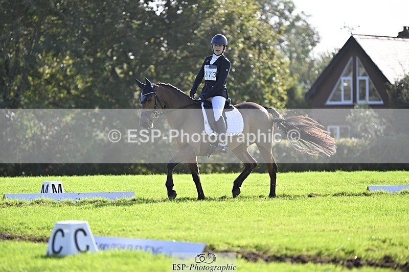 241025-115841-06977 - 373-Isabelle.Thwaite-BEACH.LADY