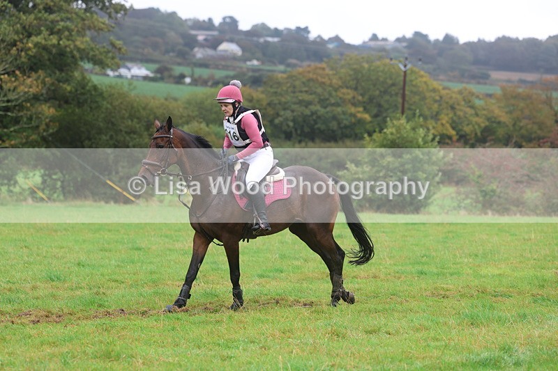 3E7A1746 - Class 3: 70cm Pairs: Half Roll Top