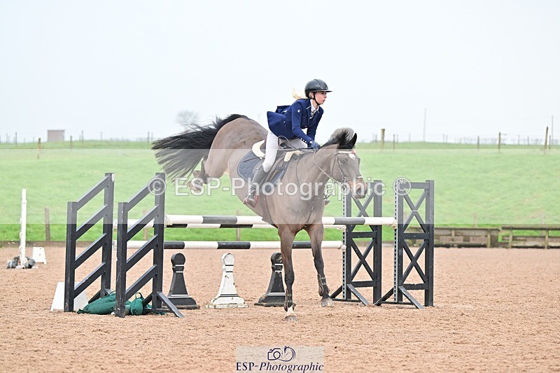 250122-123850-00415 - Cls 4 Newcomers and 1.10m