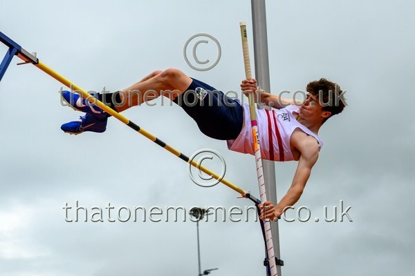 ComMast25-912156 - Field Male Set Two