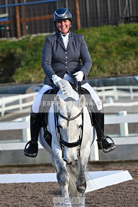 241214-135251-02639 - 102-PAULA.LEE-Deseado.Santo