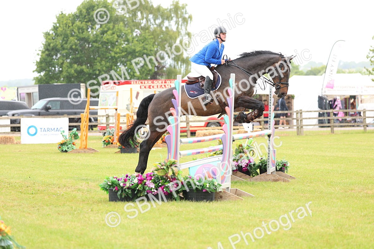 SBM_11632 - Class 205 - Tarmac Senior 1m Open