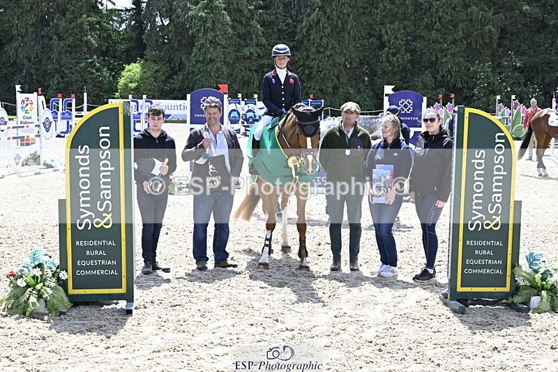 250525A-131929-17653 - Presentations Section B CCI 3 Star Long