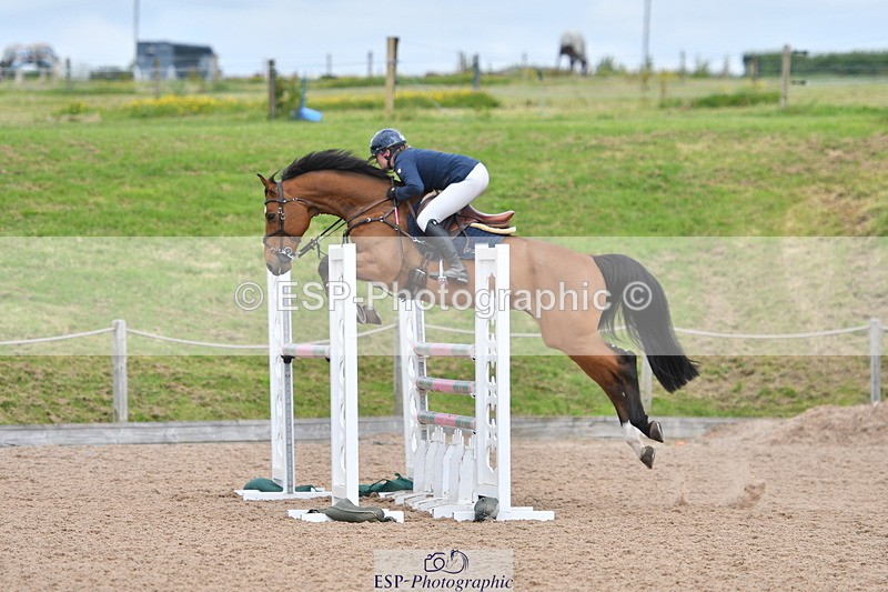 240609A-141820-06103 - Cls 19 Snr Foxhunter and 1.20m Open