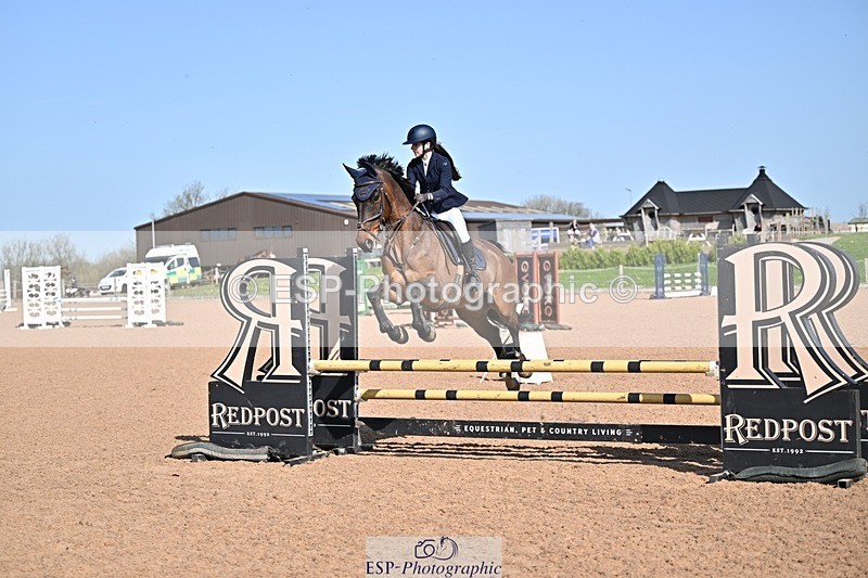 260408-104451-00224 - Cls 2 British Novice and 90cm