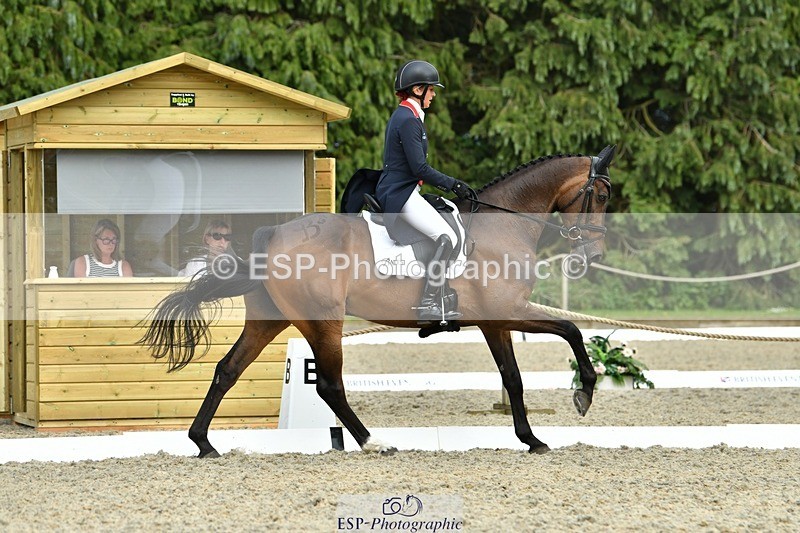 230525-165727-04844 - 438-IRISH_TRUMP-Sarah_Bullimore-DR