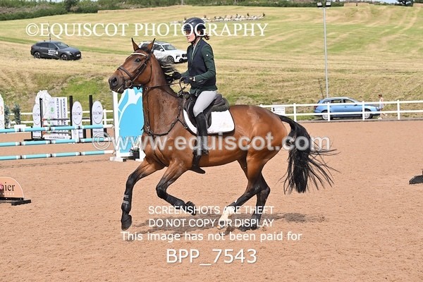 BPP_7543 - CLASS 15 FRI Senior 1.05m Open