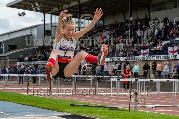 SIAB23-914824 - Field Female Set Two