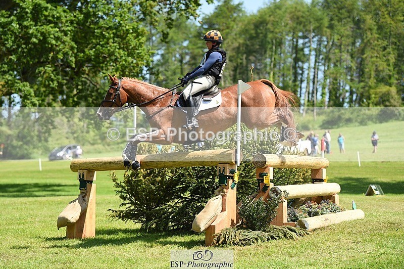 230527-112748-09171 - 308-NEFFECT_S-Kat_Raybould-XC