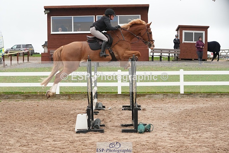 251109-115559-03680 - Cls 20 Newcomers and 1.10m Open