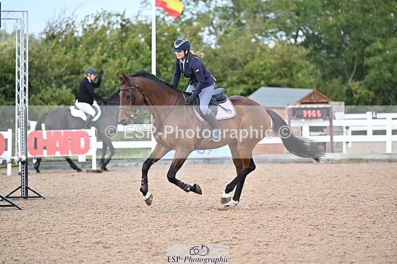 241004A-124803-02094 - Fri 09 95cm Amateur Quals