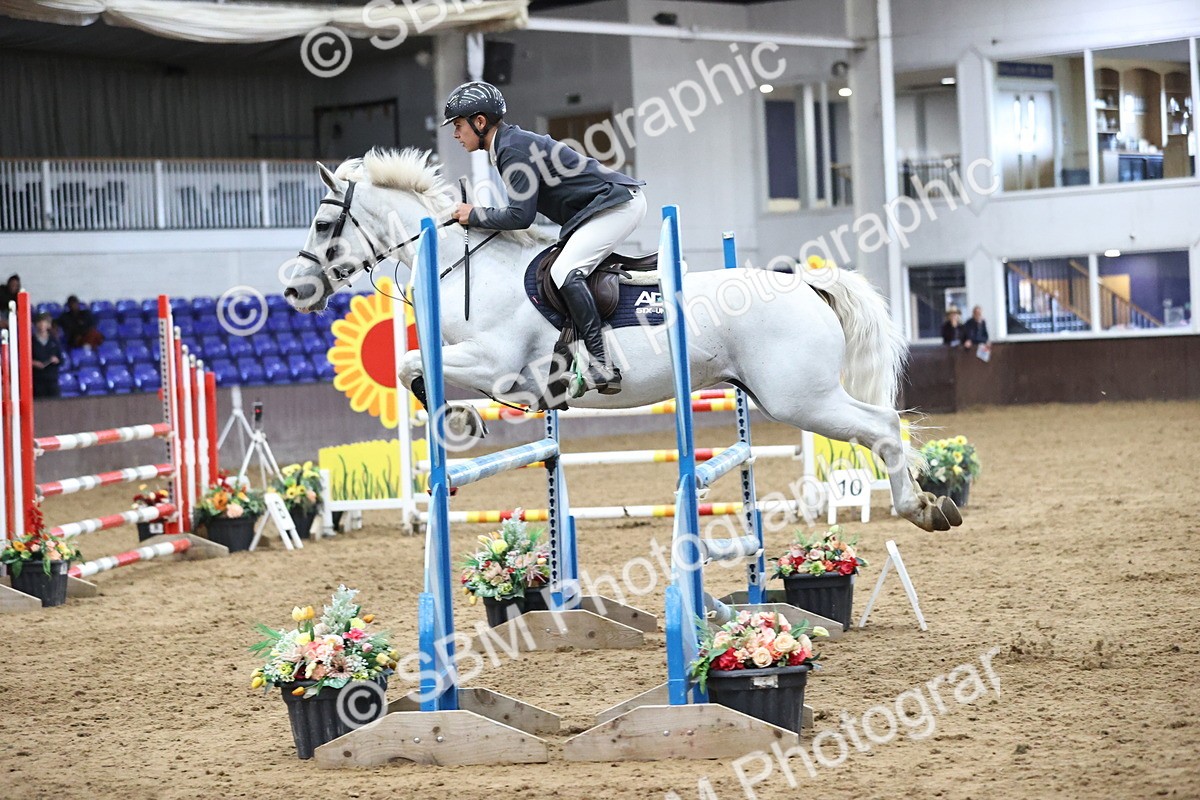 SBM_002948 - Class 13 - Blue Chip Pony Newcomers 1.00m Open