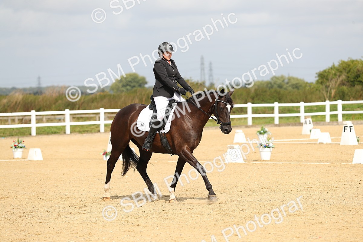 SBM_016273 - Class 13 - Novice 23 - 11.25-12.35