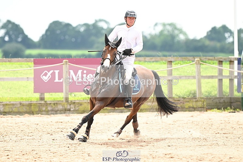 240801A-141831-01934 - Cls 4 Chard 7 Yr Old Championships