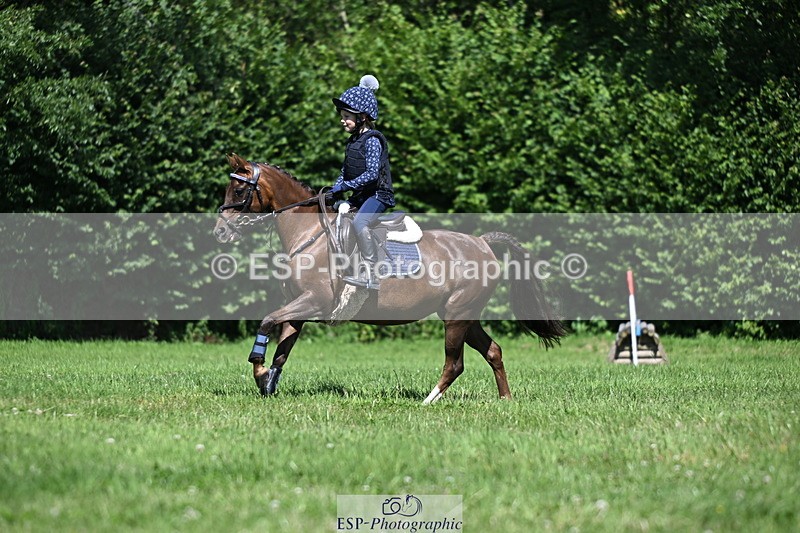 240729B-142514-02755 - Abbie's Group XC