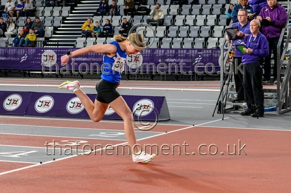 AgeInd25SUN-923421 - Track Female Set One