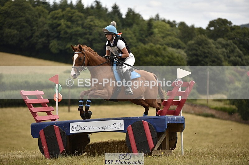 250802A-110622-01923 - B-063-Beth.Jones-FANTASY.CHILLI.(GB)