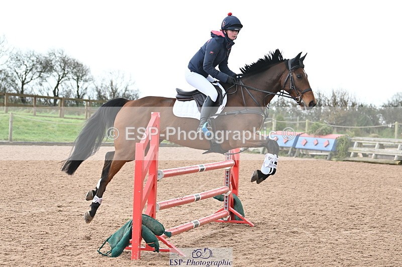 231203A-120303-01044 - Cls 18+19 Club and Schools 90cm