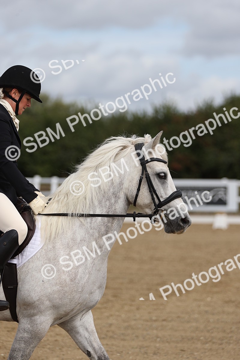 SBM_001467 - Class 2 - Intro 4 Champs - 10.56-11.44