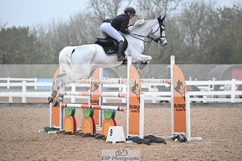 241102A-153441-06129 - SAT Cls 17 National 1.30 & 1.40m