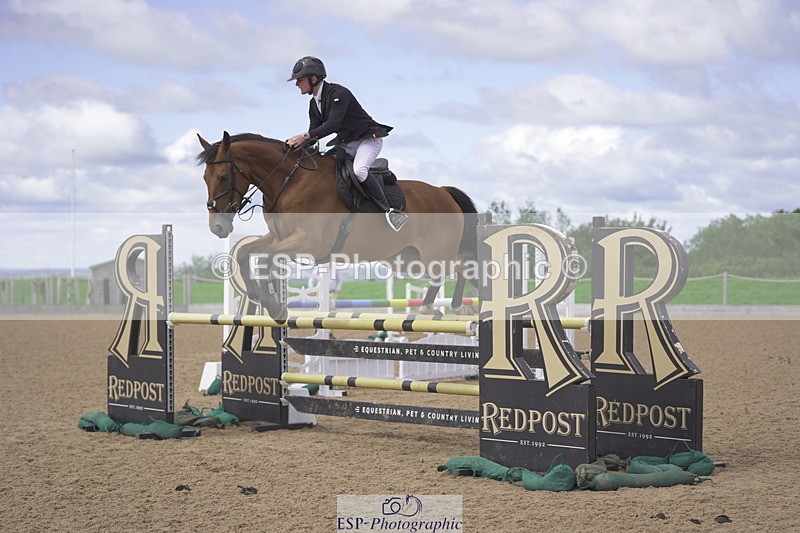 230806A-111456-01538 - Cls 13 Snr Newcomers & 1.10m Open