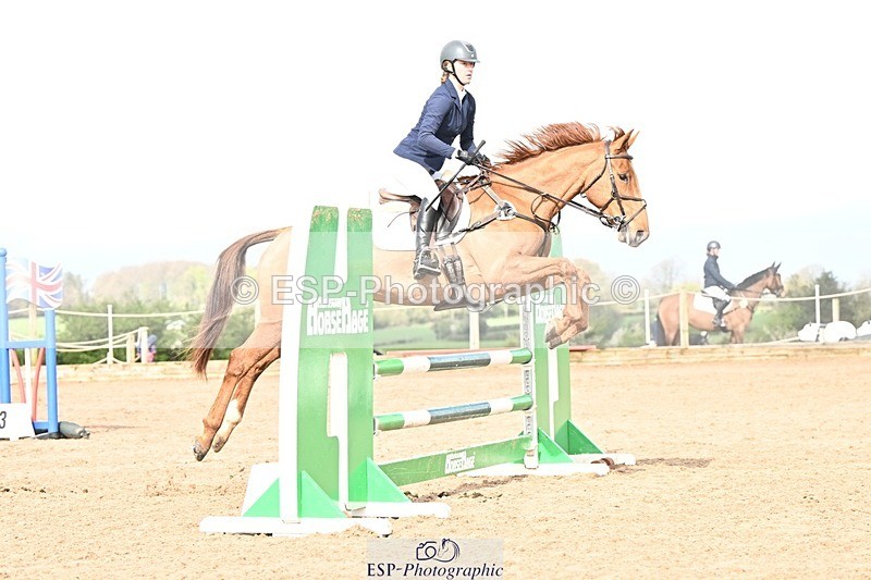 250416-100620-00212 - Cls 1 British Novice and 90cm