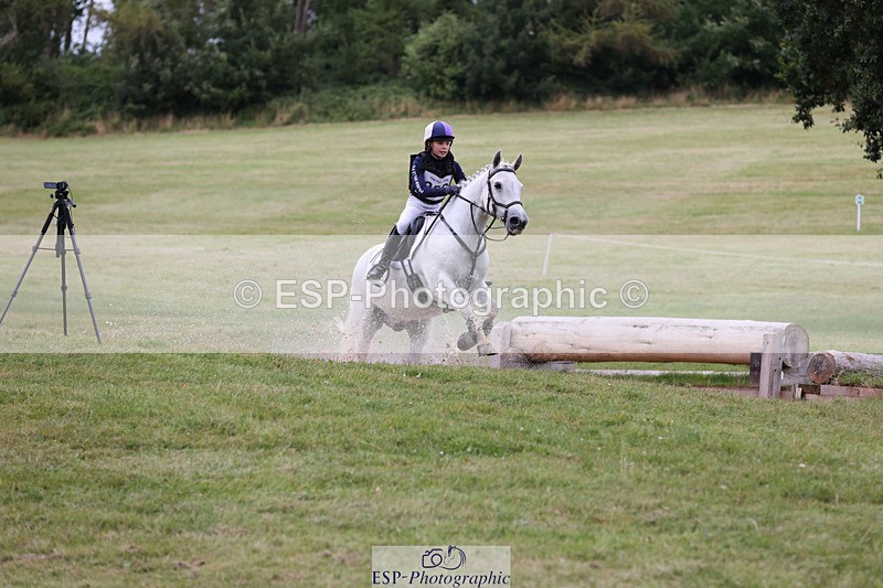 240825X-143000-34669 - 80cm XC 14.30 to 15.30