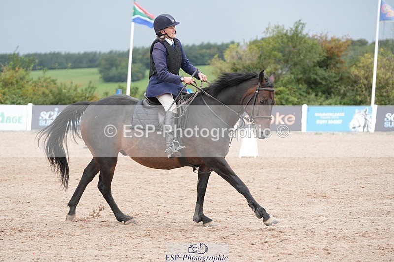 250911-122733-01234 - Cls 11 85cm Amateur Champ