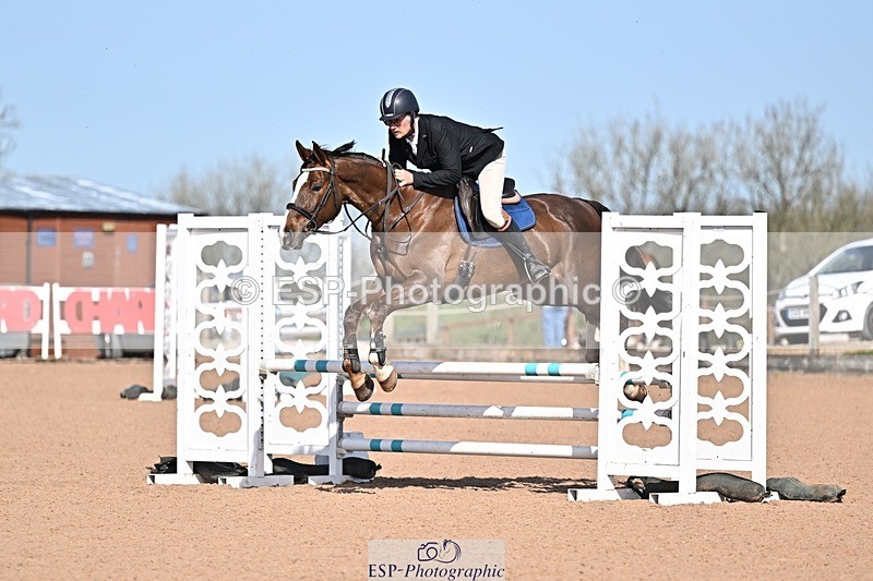 260408-103544-00190 - Cls 2 British Novice and 90cm