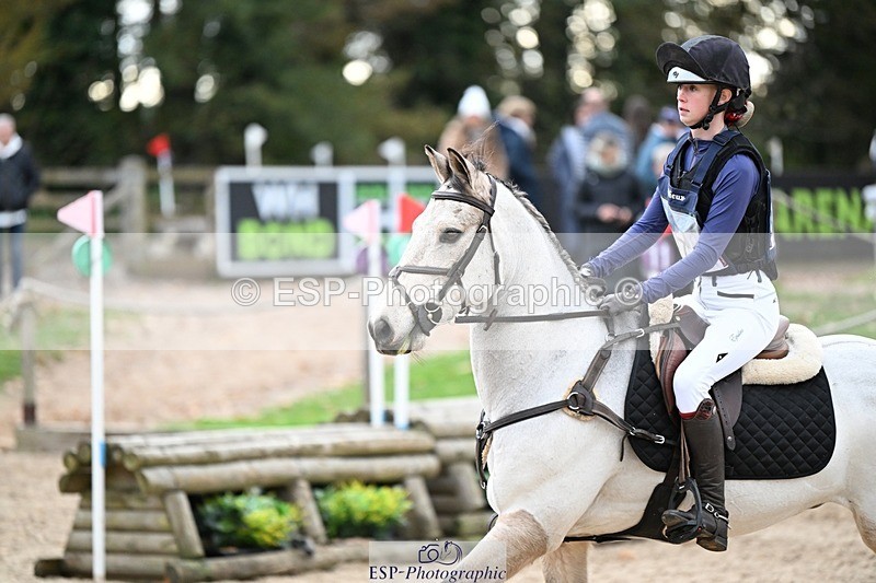 241117-145055-04739 - Cls 3 90-95cm 14.00 to 15.00