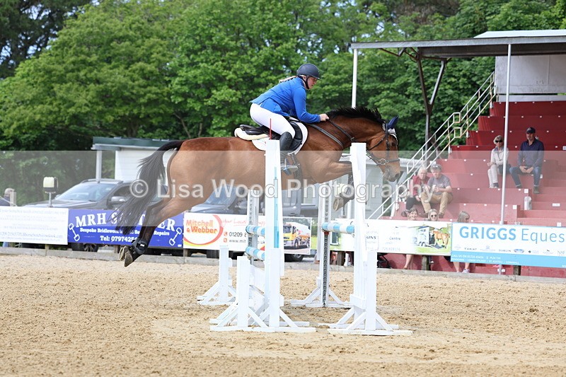 3E7A7326 - Class 7: Senior Newcomers/1.10m open