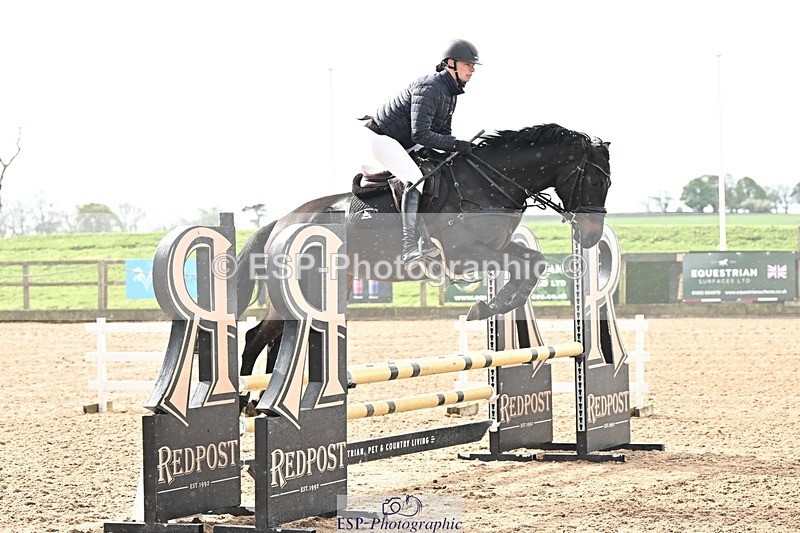 250416-095352-00140 - Cls 1 British Novice and 90cm