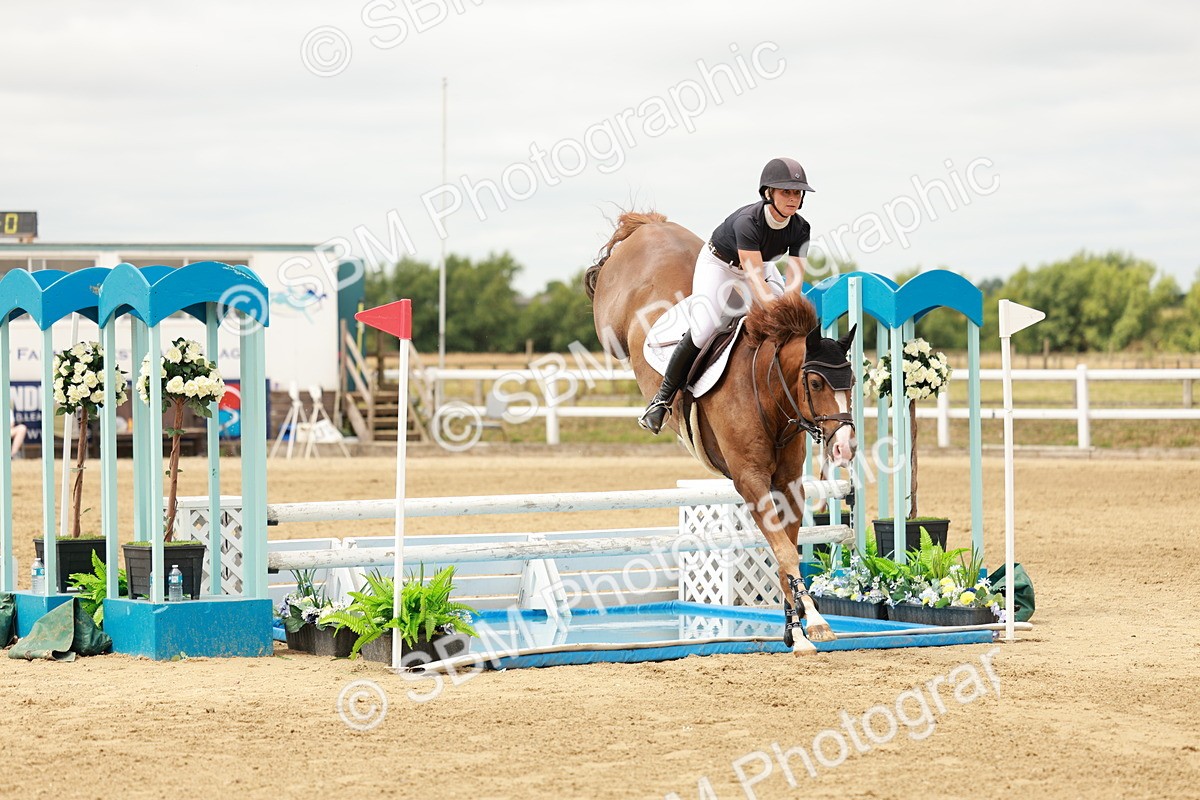 SBM_017503 - Class 21 - Senior Newcomers Championship 2d Rd