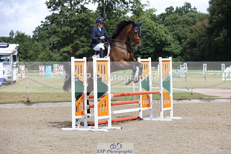 250829A-122228-01626 - Cls 7 British Novice and 90cm