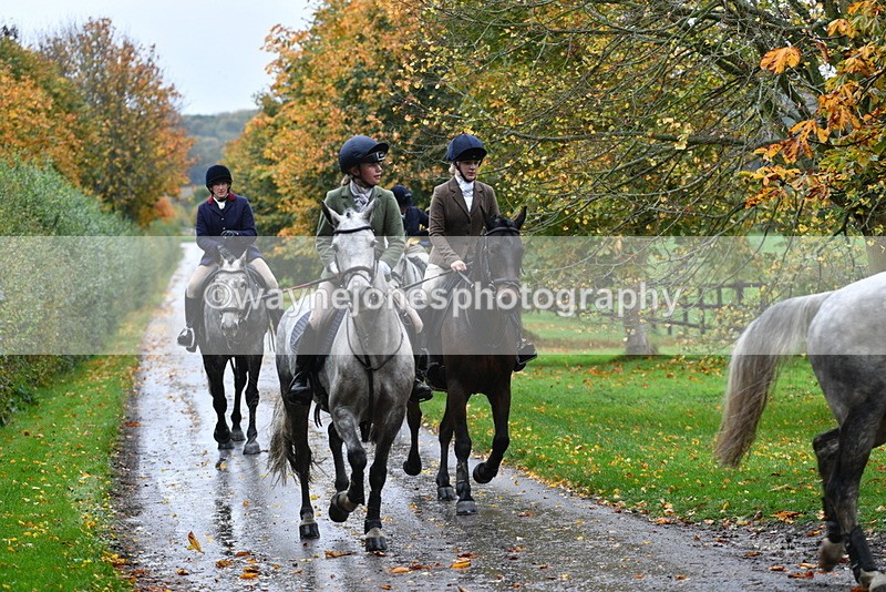 WJ5_6379 - B&B walk back for Hunt Tea !