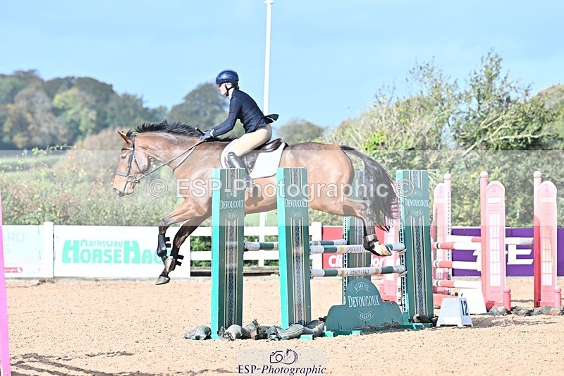 261014-110605-00143 - Cls 03 Snr Disco & 1.00m Open