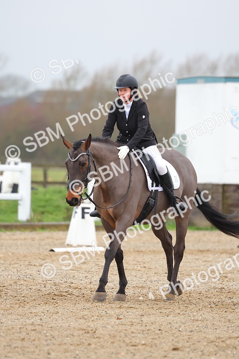 SBM_003004 - Class 6 - Novice 4