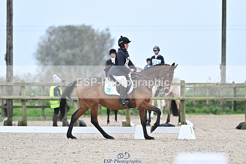 241103-145254-02652 - Novice 1 - 14.44 to 16.08