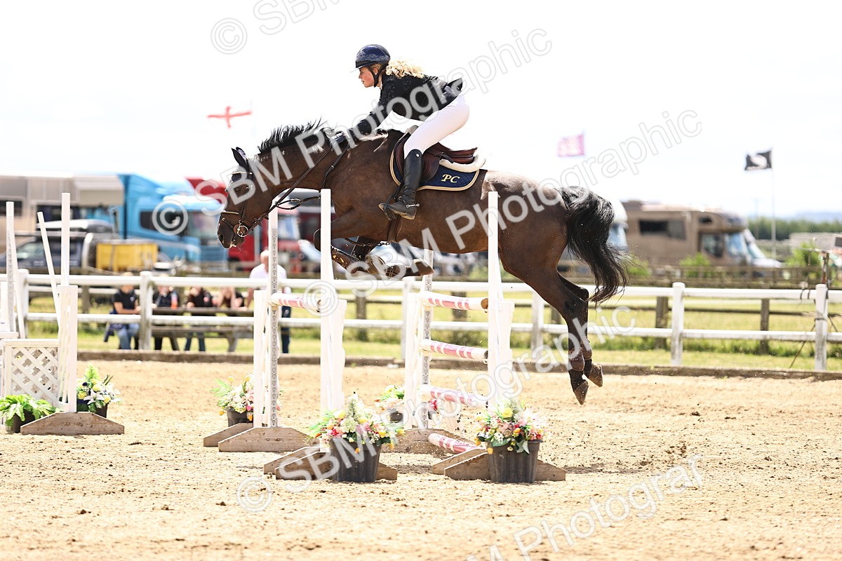 SBM_003550 - Class 22 - Senior Foxhunter 1.20m