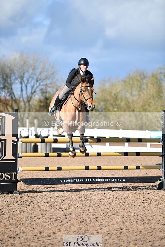 231110A-144853-00886 - Cls 6 Foxhunter & 1.20m Open