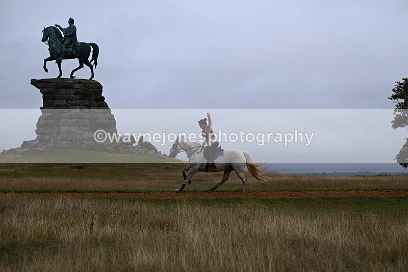 DSC_2219 - Time at Statue 12:34 to 12:56