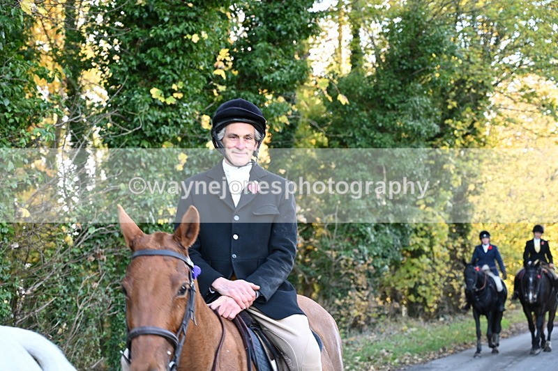 WJ6_9821 - Walk Home