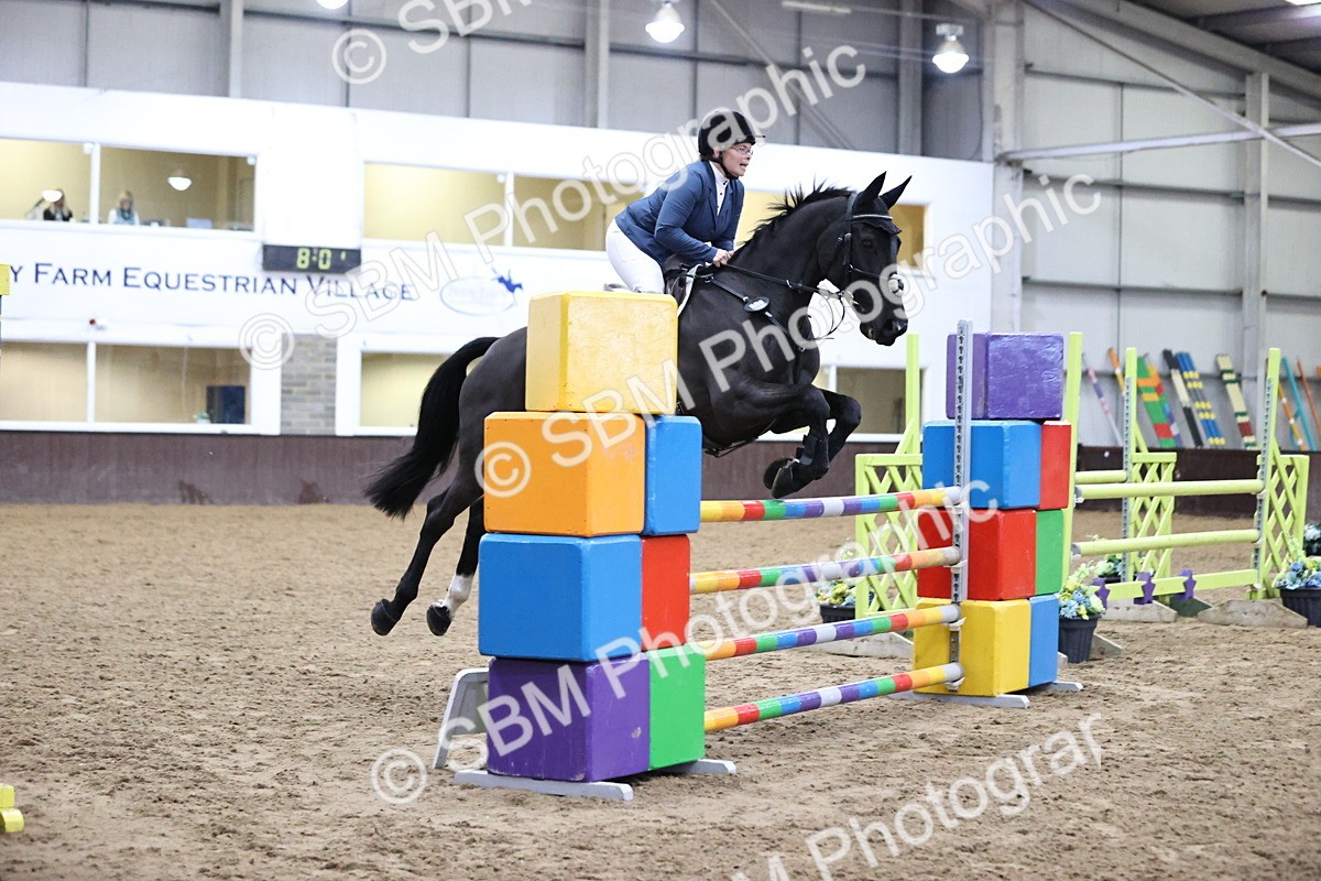 SBM_001935 - Class 4 - Senior Newcomers - 1.10m Open