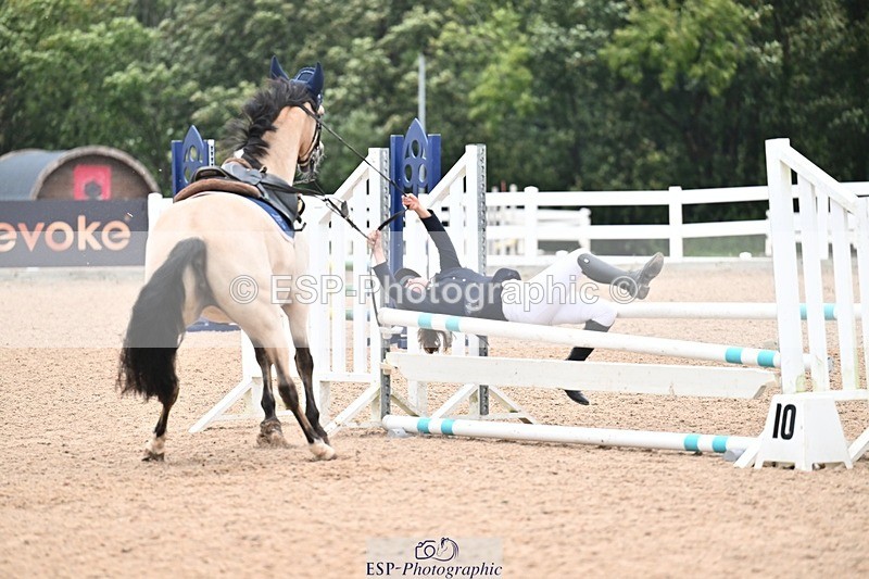 250920-111620-00448 - Cls 22+23 Club and Schools 70cm