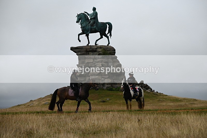 DSC_1874 - Time at Statue 12:13 to 12:32