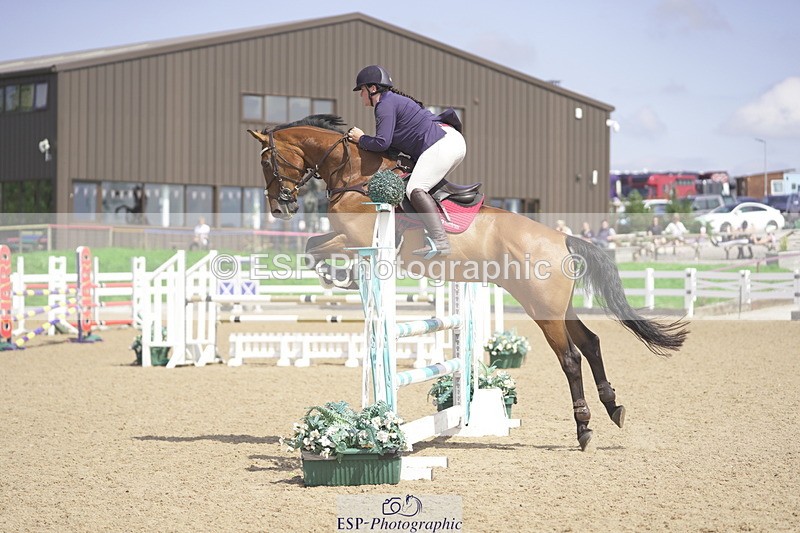 230810A-131542-02356 - Cls 4 1.05m Amateur Quali